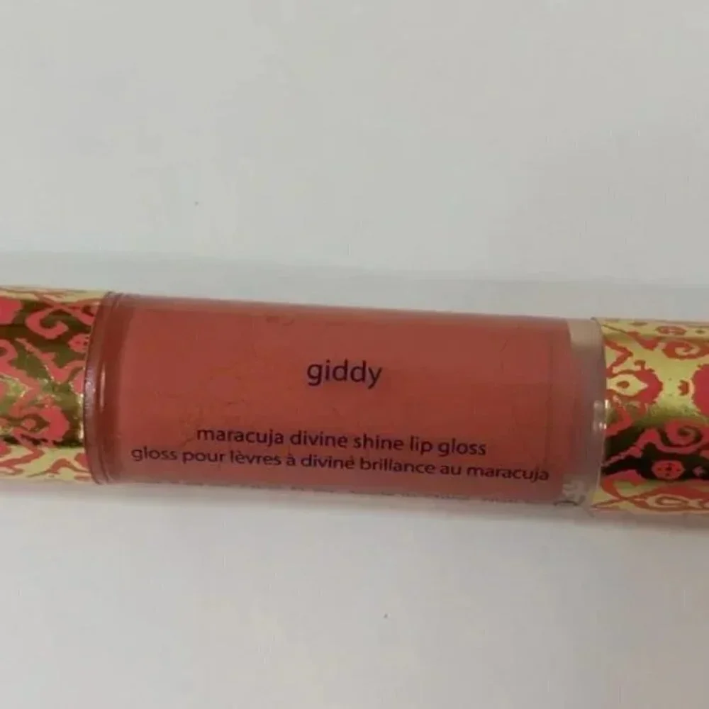 Tarte Maracuja Divine Shine Lip Gloss Full Size New - Giddy-